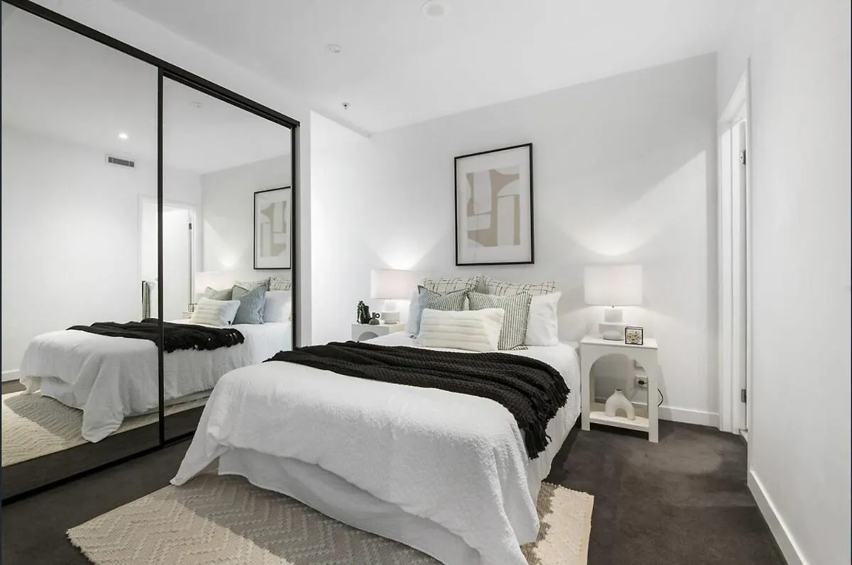 Luxury Skyview Best Location Brisbane Apartment